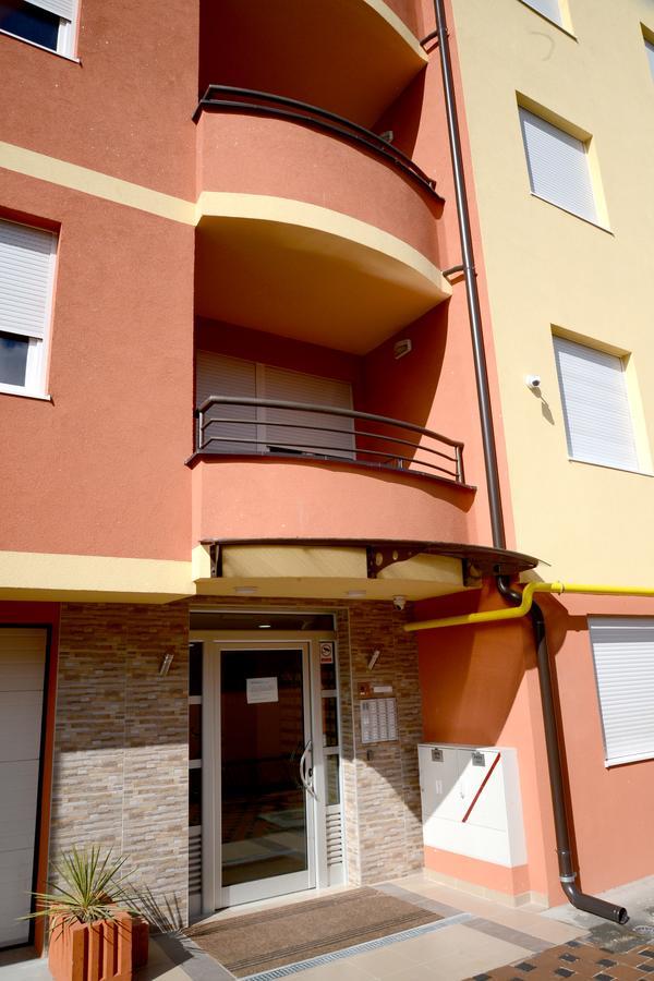"Sonja Apartman" Jagodina Leilighet Eksteriør bilde